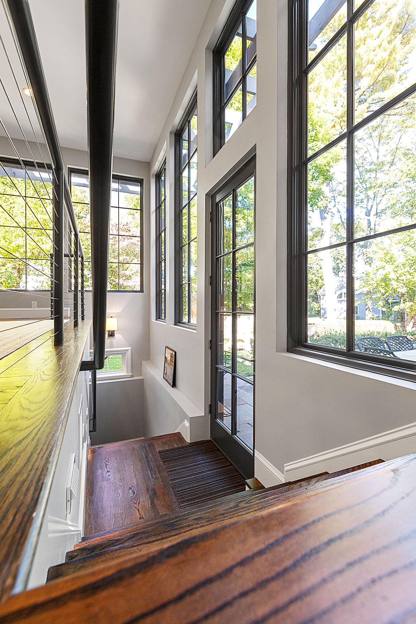 彼得·萨克斯建筑师波士顿地区定制添加了Pella窗户